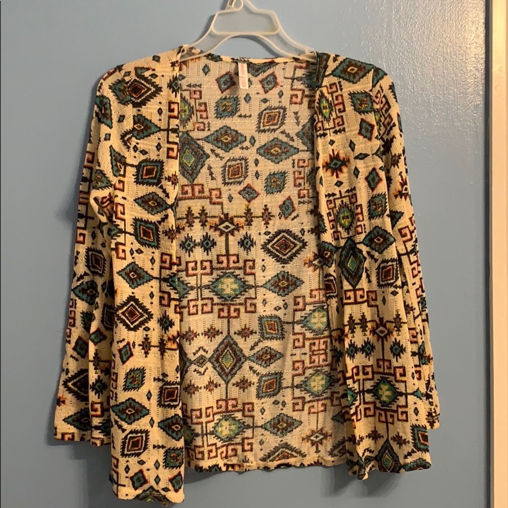 Aztec print cream background cardigan size L/XL
